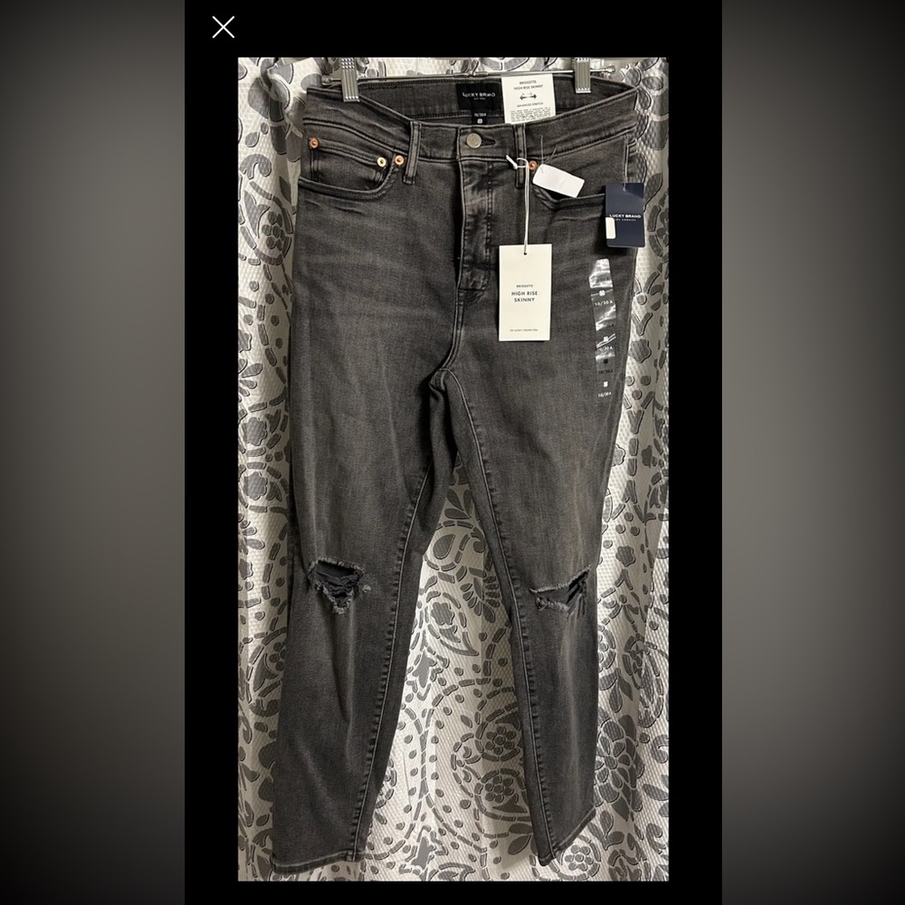 Lucky Brand High-Rise Gray Distressed Jeans